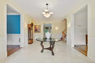 2 Longwood Dr, Redding, CT 06896 - Photo 8