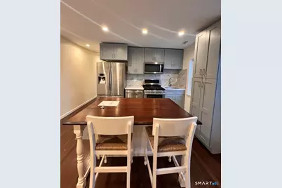 18 Soundview Avenue #3, Norwalk, CT 06854 - Photo 2