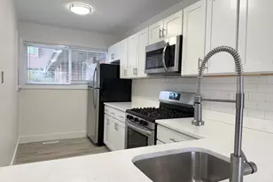 40 Montoya Dr, Branford, CT 06405 - Photo 2