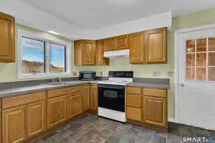 250 Elm St, Guilford, CT 06437 - Photo 6