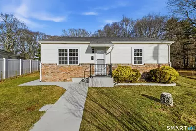 32 Concord Court, Groton, CT 06340 - Photo 1