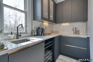 15 Warrenton Ave, Hartford, CT 06105 - Photo 16