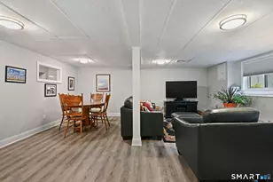 446 Hammerstone Ln, Stratford, CT 06614 - Photo 8