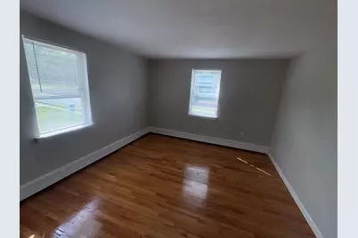 20 Clermont St Avenue #Apt 4, Hartford, CT 06106 - Photo 10