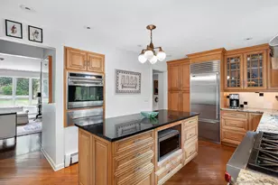 10 Brookside Dr, Woodbridge, CT 06525 - Photo 12