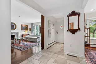 10 Brookside Dr, Woodbridge, CT 06525 - Photo 4