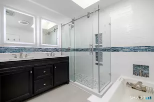 2437 Bedford St, Stamford, CT 06905 - Photo 10