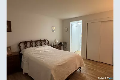 22 Radio Place #APT 5, Stamford, CT 06906 - Photo 6