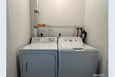 22 Radio Place #APT 5, Stamford, CT 06906 - Photo 10