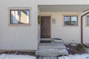 9 Highpoint Ct, Woodbury, CT 06798 - Photo 2