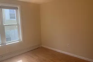 21 Cooley Ave, Middletown, CT 06457 - Photo 10