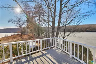 7 Point Comfort, Waterford, CT 06385 - Photo 32