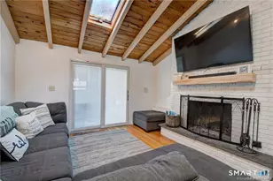 96 Cornflower Dr, Milford, CT 06460 - Photo 10