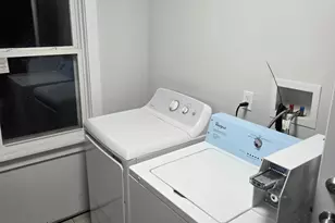 83 Vernon St, Waterbury, CT 06708 - Photo 12