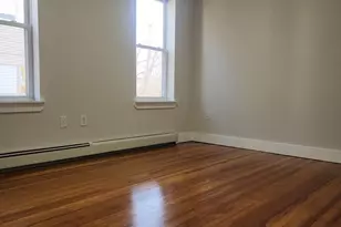 83 Vernon St, Waterbury, CT 06708 - Photo 8