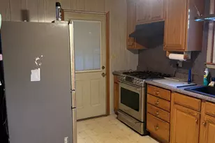 111 Whipple Ave, Norwich, CT 06360 - Photo 2