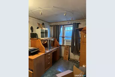 111 Whipple Avenue, Norwich, CT 06360 - Photo 4