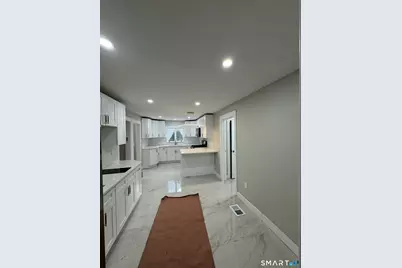 130 Roydon Road, New Haven, CT 06511 - Photo 10