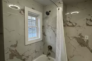 130 Roydon Rd, New Haven, CT 06511 - Photo 16