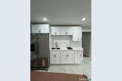 130 Roydon Road, New Haven, CT 06511 - Photo 8