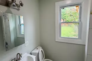 139 Poplar St, New Haven, CT 06513 - Photo 4