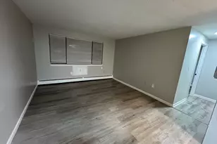 958 Wethersfield Ave, Hartford, CT 06114 - Photo 2