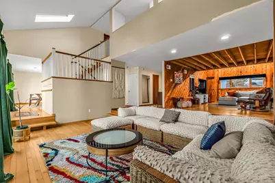 4 Old Gate Lane, Newtown, CT 06470 - Photo 2