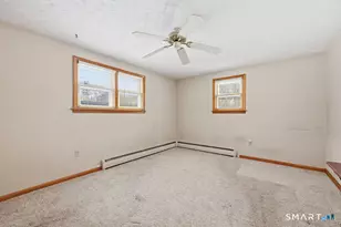 24 Iroquois Rd, Enfield, CT 06082 - Photo 6