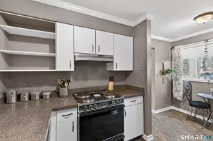 795 W Main St, Meriden, CT 06451 - Photo 18