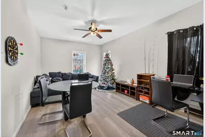 15 Townley Street, Hartford, CT 06105 - Photo 6