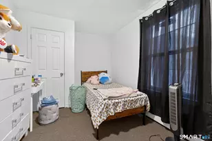 15 Townley St, Hartford, CT 06105 - Photo 10