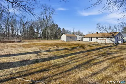 22 Belle Avenue, Enfield, CT 06082 - Photo 24