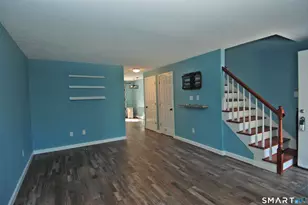 321 Greens Loop, Cheshire, CT 06410 - Photo 2