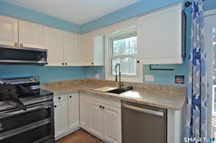 321 Greens Loop, Cheshire, CT 06410 - Photo 14