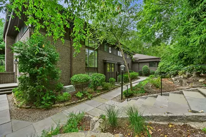 289 New Norwalk Road #22, New Canaan, CT 06840 - Photo 2