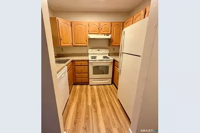 45 Highland Street #APT 108, West Hartford, CT 06119 - Photo 2