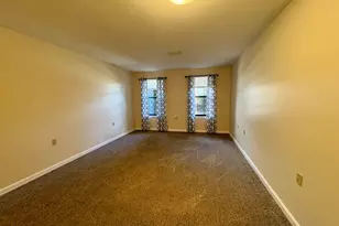 45 Highland St, West Hartford, CT 06119 - Photo 4