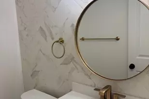 7 Spring St, Wethersfield, CT 06109 - Photo 4