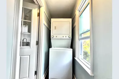 158 Louisiana Avenue, Bridgeport, CT 06610 - Photo 8