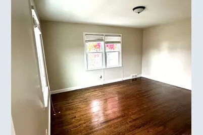 158 Louisiana Avenue, Bridgeport, CT 06610 - Photo 2