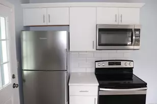 158 Louisiana Ave, Bridgeport, CT 06610 - Photo 4