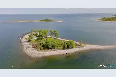 Betts Island, Norwalk, CT 06854 - Photo 2