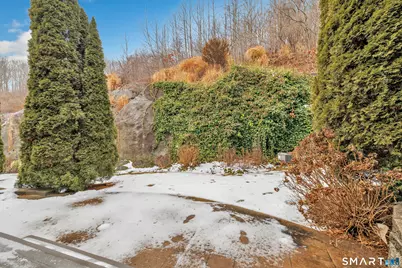 665 River Road #2, Shelton, CT 06484 - Photo 30