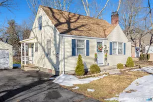 1035 N Worthy St, Windsor, CT 06095 - Photo 6