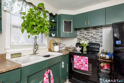 1035 North Worthy Street, Windsor, CT 06095 - Photo 8