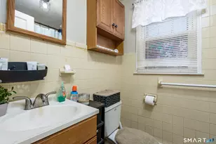 1035 N Worthy St, Windsor, CT 06095 - Photo 14