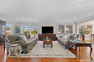 61 Hobson St, Stamford, CT 06902 - Photo 6