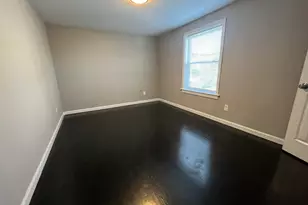 395 Blake St, New Haven, CT 06515 - Photo 10