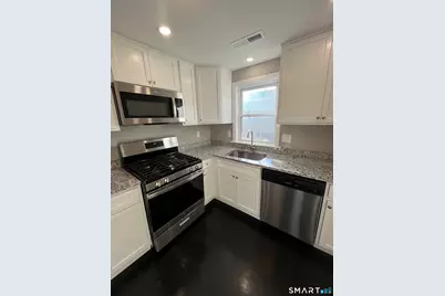 395 Blake Street #2nd Floor, New Haven, CT 06515 - Photo 2