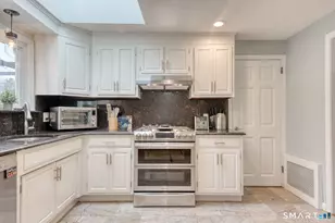 155 Spring St, Glastonbury, CT 06033 - Photo 6